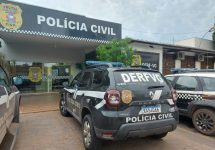 oito-homens-armados-invadem-casa-e-detento-monitora-assalto-a-familia-por-videoconferencia-de-dentro-da-prisao-em-mt