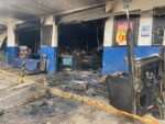 supermercado-na-grande-sp-e-incendiado-durante-tentativa-de-roubo-de-caixa-eletronico,-diz-policia