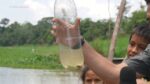 ‘a-gente-fica-dodoi-da-barriga’,-diz-crianca-indigena-sobre-ter-que-beber-agua-suja-apos-seca-no-am