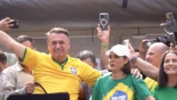 video:-michelle-bolsonaro-chora-na-paulista-e-diz-que-‘chegou-o-momento-da-libertacao’