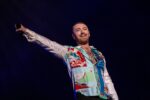 balada,-ressaca-e-passeios:-relembre-vindas-de-sam-smith-ao-brasil,-antes-de-volta-ao-lolla-2024