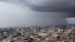 cuiaba-tem-previsao-de-chuva-durante-toda-a-semana-e-maxima-abaixo-de-30°c